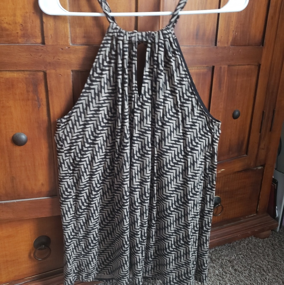 Halter style keyhole top